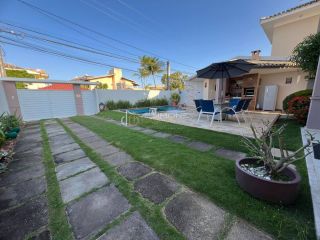 Casa de Condomínio Para Alugar 3/4 e  1 suítes  Buraquinho