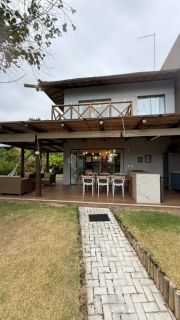Casa de Condomínio Para Vender  3 suítes  Praia do Forte
