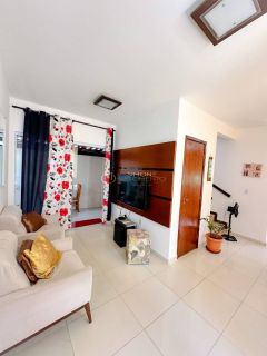 Casa de Condomínio 3 /4 e 1 suíte  Abrantes