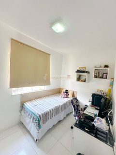 Casa de Condomínio 3 /4 e 1 suíte  Abrantes