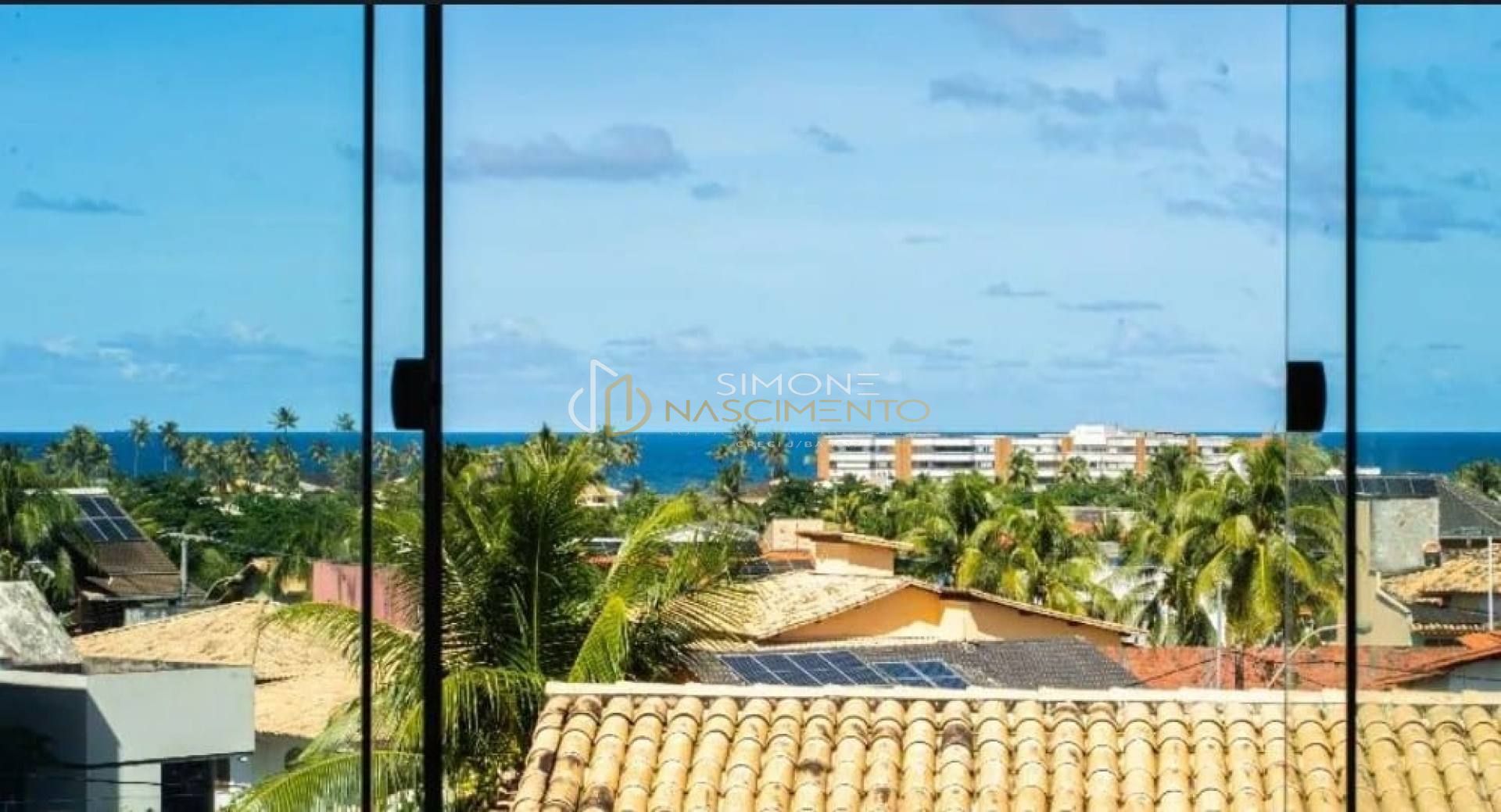 Apartamento 2/4 com Vista Mar Decorado em Vilas do Atlântico - Porteira Fechada.
