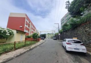 Apartamento 2 Quartos Reformado – Nascente, Ventilado, Pronto para Morar
