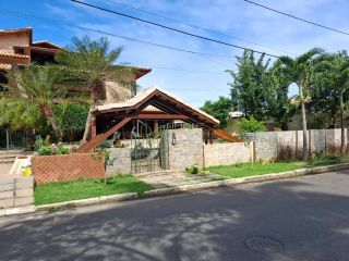 CASA 5 SUÍTES EM PIATÃ