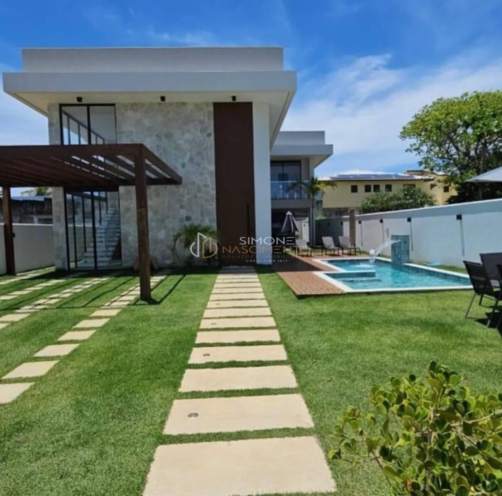 Casa em Condomínio 7 suítes Porteira Fechada Guarajuba