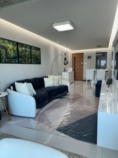 Apartamento Para Vender com 3 quartos 1 suítes no Jardim Armação em Salvador