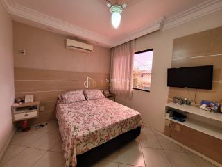 Casa de Condomínio 4/4 e 1 suíte Piatã