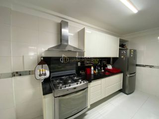 Apartamento Para Vender com 3 quartos 1 suítes