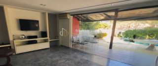 Casa de Condomínio 4/4 e 2 suítes  Jaguaribe