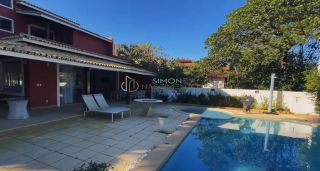 Casa de Condomínio 4/4 e 2 suítes  Jaguaribe