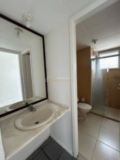 Apartamento Para Alugar 4/4 e1 suíte Imbuí