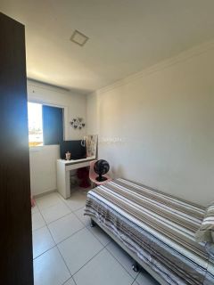 Apartamento 2/4 com suíte em excelente localização - Lauro de Freitas