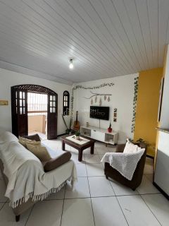 Sobrado  6 /4 e  1 suíte Barbalho