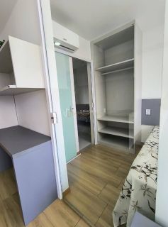 Apartamento 1/4 Mobiliado no Smart Pituba – Andar Alto, Vista Mar