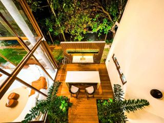 Casa  Condomínio 5 suítes Praia do Forte