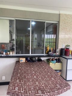 Village  4/4 e  3 suítes  Itapuã