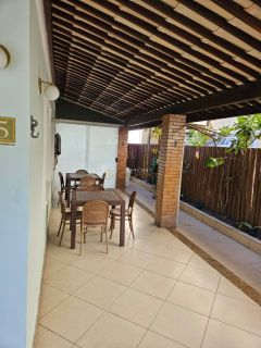 Casa de Condomínio  4/4 e  3 suítes Itapuã em Salvador