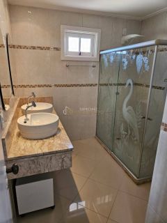 Casa de Condomínio  4/4 e  3 suítes Itapuã em Salvador