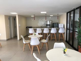 Apartamento 2/4 e 1 suíte Jardim Armação. NOVO.