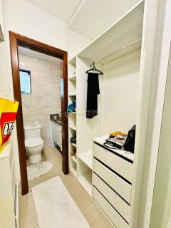 Casa de Condomínio 4/4 e  3 suítes  Lauro de Freitas