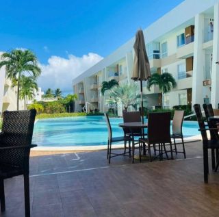 Apartamento 2/4 e  1 suíte Porteira Fechada Guarajuba