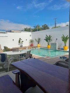 Casa de Condomínio 3/4 e 2 suíte Pé Direito Duplo  Arembepe