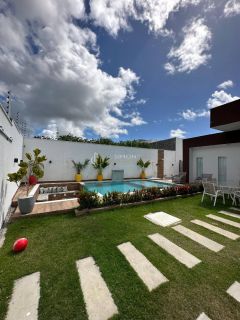 Casa de Condomínio 3/4 e 2 suíte Pé Direito Duplo  Arembepe