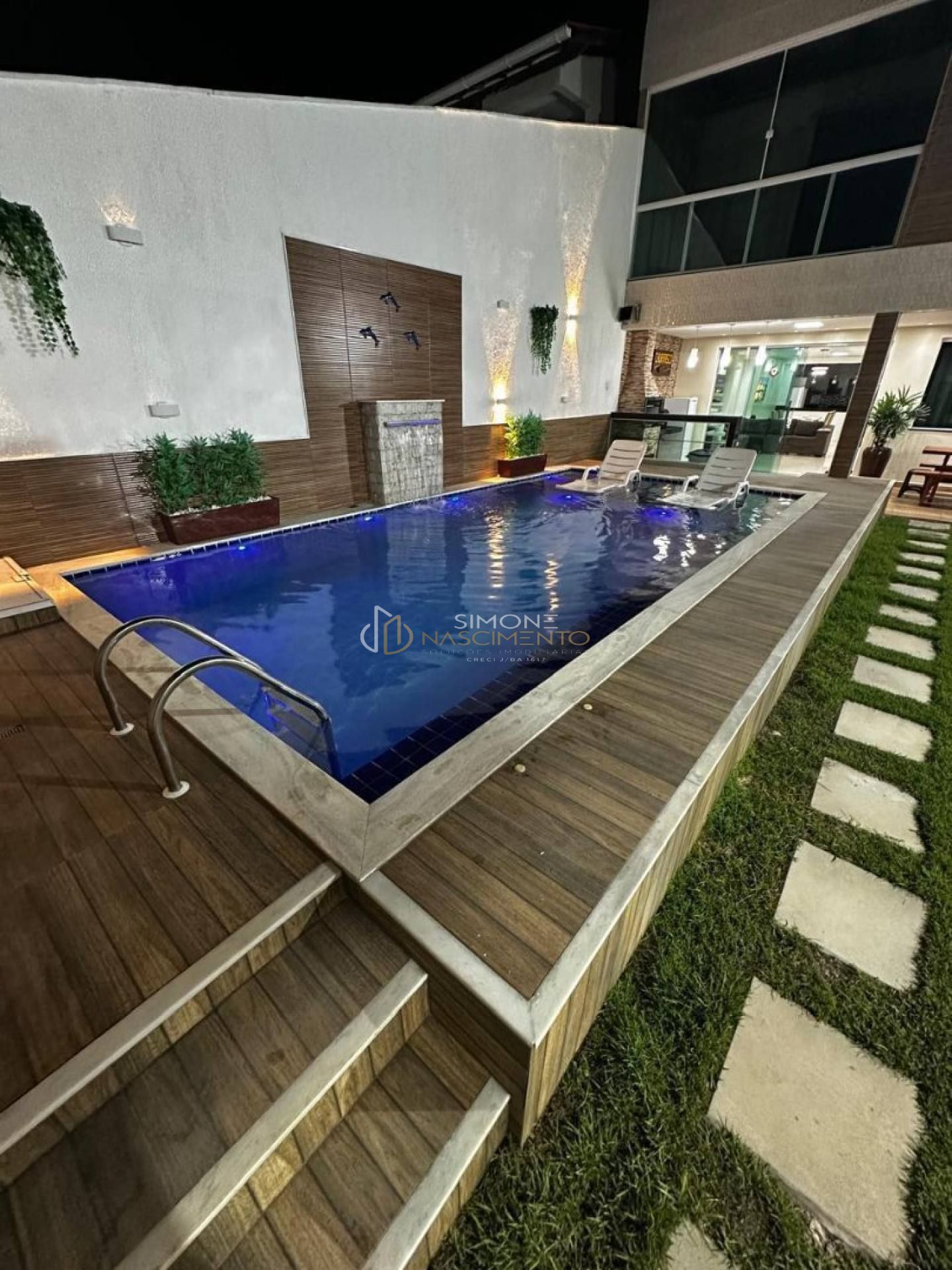 Casa de Condomínio  3 /4 e 1 suítes Piscina Privativa Arembepe