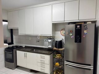 CASA DUPLEX 4 QUARTOS EM PATAMARES