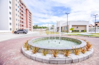 Apartamento 2 /4 e 1 suítes Itapuã