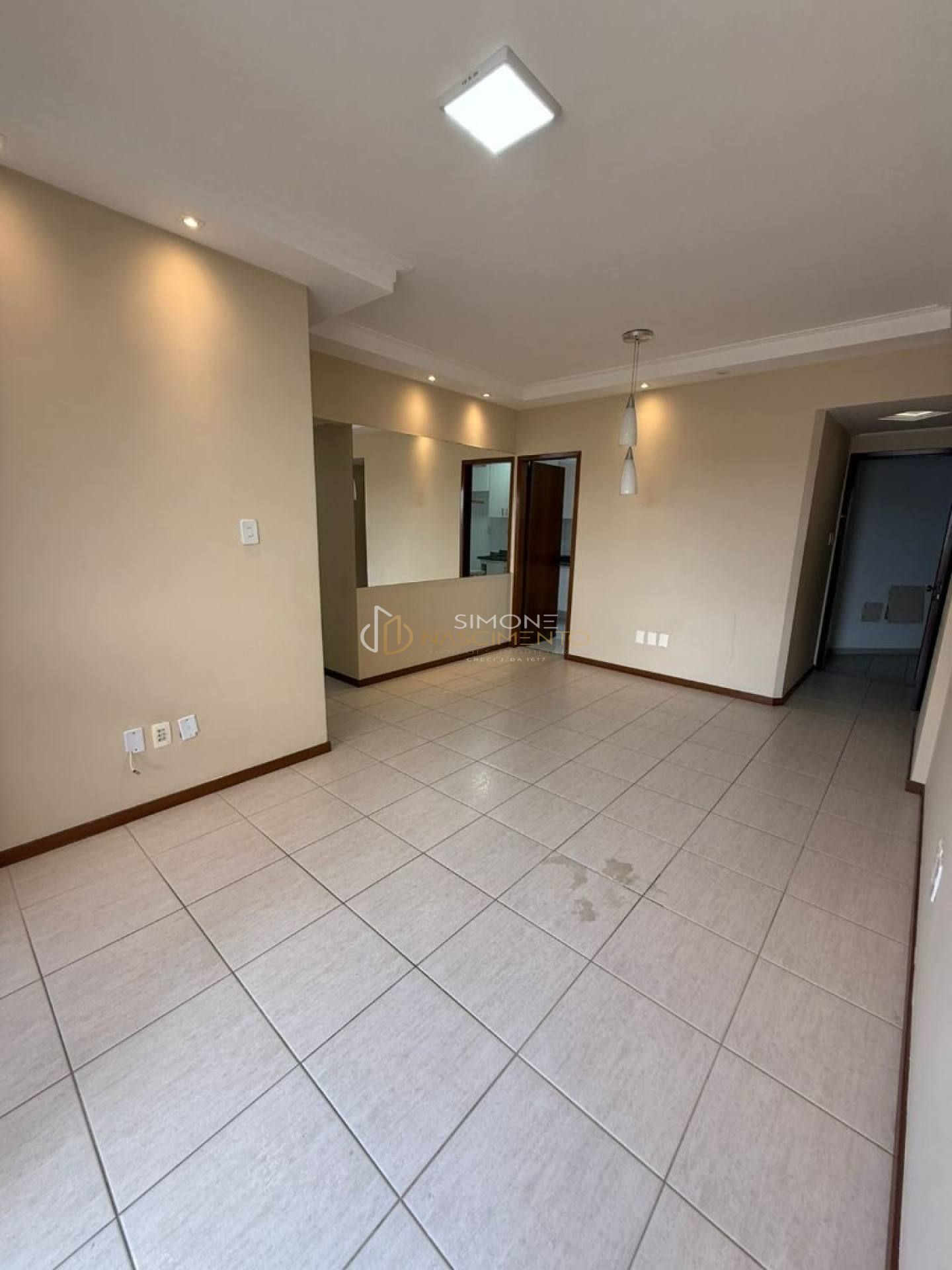 Apartamento para alugar 3/4 + dependência, 1 suite, 1 garagem, nascente no Stiep
