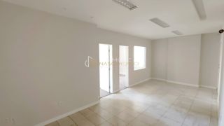Sala Comercial Para Vender no bairro Stiep em Salvador