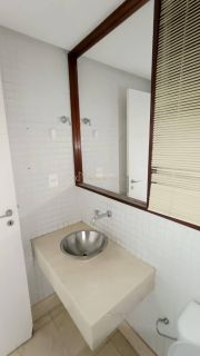 Sala Comercial Para Vender no bairro Stiep em Salvador