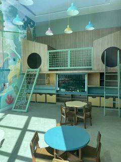 Bellíssimo apartamento, alto padrão, 4/4 com 4 suites, 4 garagens e infra completa com quadra de Squash: Caminho das Árvores