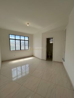 Sala comercial distribuída em cinco ambientes independentes