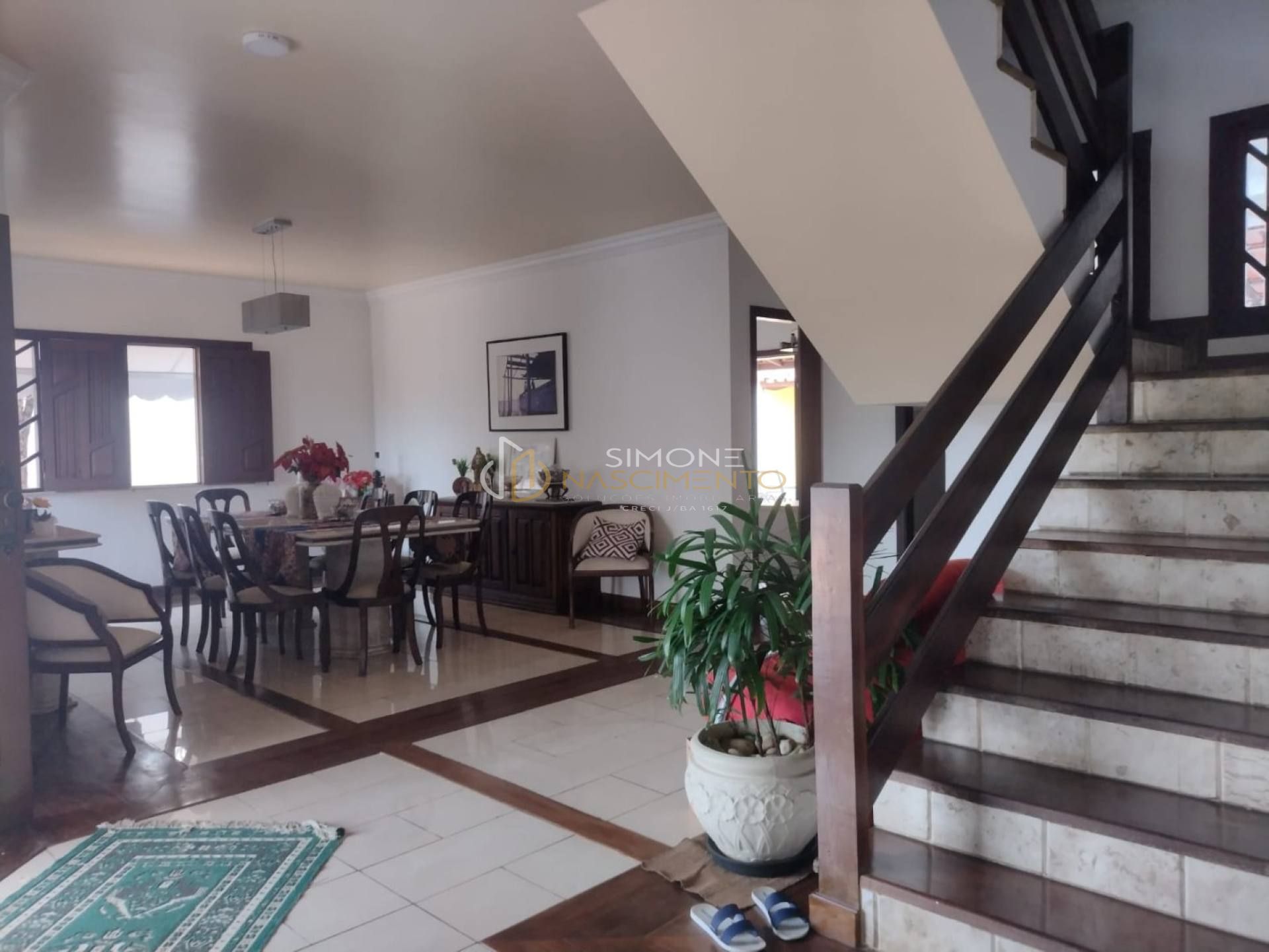 Casa Solta 4/4 e  1 suíte Itaigara