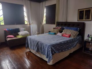 Casa Solta 4/4 e  1 suíte Itaigara