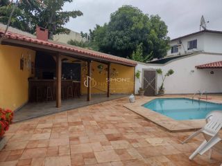 Casa Solta 4/4 e  1 suíte Itaigara