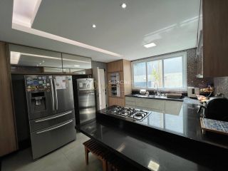 Casa de Condomínio Para Vender 4 suítes o Alphaville II em Salvador