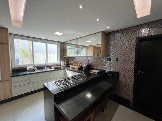 Casa de Condomínio Para Vender 4 suítes o Alphaville II em Salvador