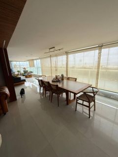 Apartamento  4 suítes  Piatã em Salvador