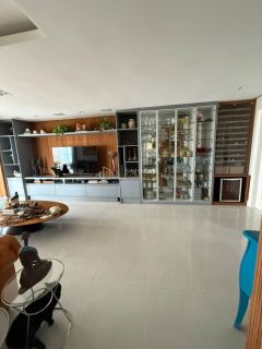 Apartamento  4 suítes  Piatã em Salvador