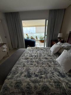 Apartamento  4 suítes  Piatã em Salvador