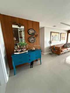 Apartamento  4 suítes  Piatã em Salvador