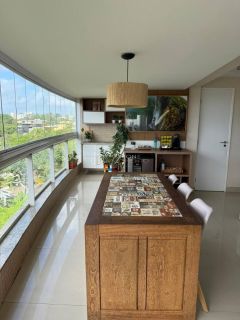 Excelente apartamento 3 suites e 3 garagens - Patamares