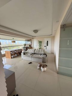 Excelente apartamento 3 suites e 3 garagens - Patamares