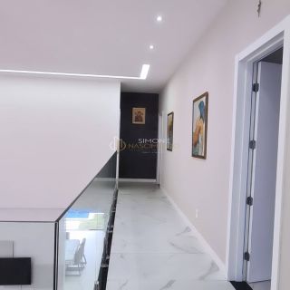 Casa em Alphaville LN 3, com 3 suítes e porteira fechada