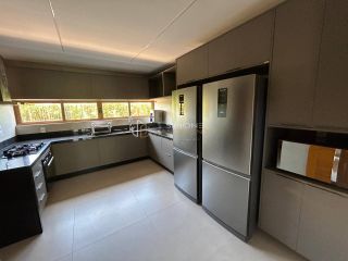 Casa com alto requinte, 6 suites, 470 m de área construída, Condomínio Praia Bella: Melhor condomínio de Praia de Forte