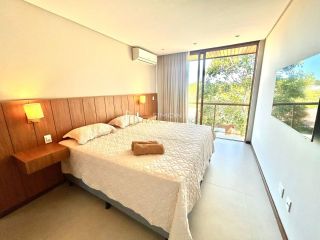 Casa com alto requinte, 6 suites, 470 m de área construída, Condomínio Praia Bella: Melhor condomínio de Praia de Forte