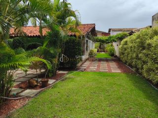 Casa de Condomínio  3 quartos 1 suítes  Vilas do Atlântico