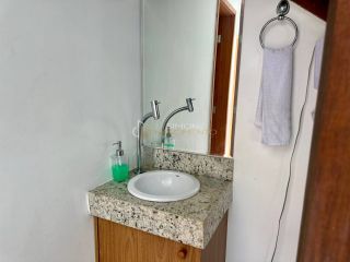 Casa 3/4 com 1 Suíte, três garagens, Piscina - Praia do Forte